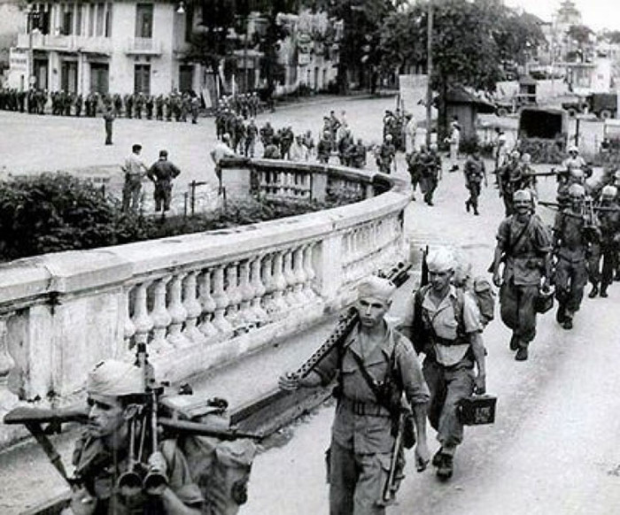 Sống lại khoảnh khắc hào hùng ngày giải phóng thủ đô 10-10-1954 ảnh 2