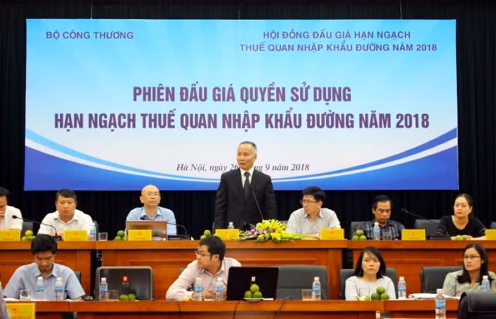 11 doanh nghiệp trúng đấu giá 94.000 tấn đường, riêng Vinamilk chiếm 20.000 tấn