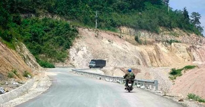 Trả lời chất vấn về giải ngân vốn nâng cấp tuyến đường bộ nối hai tỉnh Phú Yên và Gia Lai