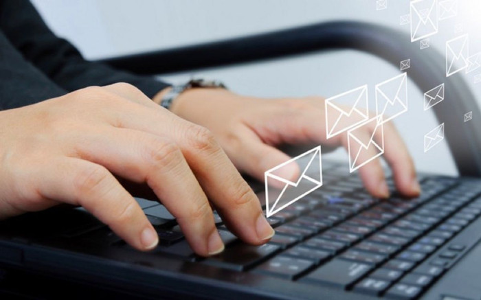 Bí quyết giảm stress từ áp lực "check và trả lời email"