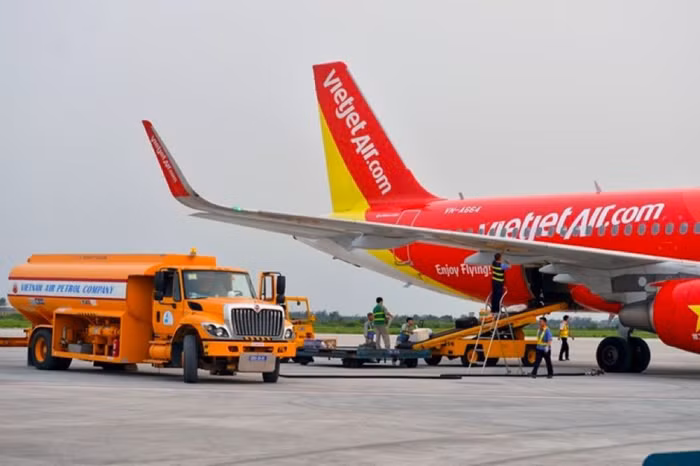 Lãnh đạo VietjetAir đồng loạt thoái vốn