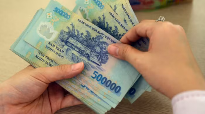 Bình thường hóa với lãi suất cao