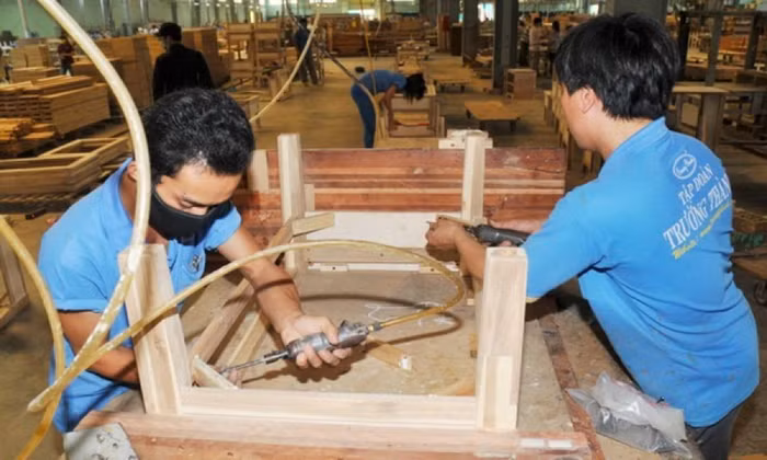 Kinh doanh không khả quan, "Vua" Gỗ Trường Thành phải giải thể hai công ty con