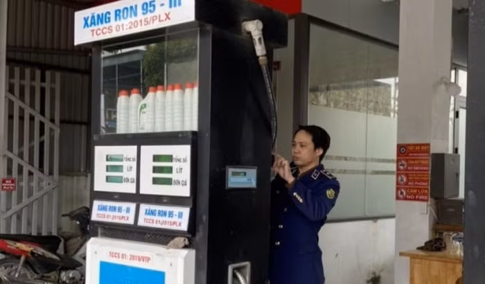 Công ty Xăng dầu Loan Nghĩa bị xử phạt vì vi phạm về giá bán lẻ