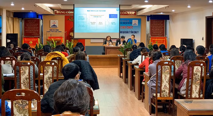 Diễn giả của khoá học là TS. Đỗ Ngân Bình