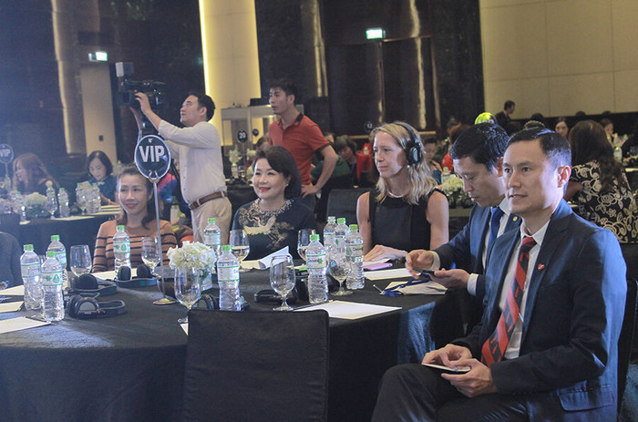 Các đại biểu tham dự diễn đàn