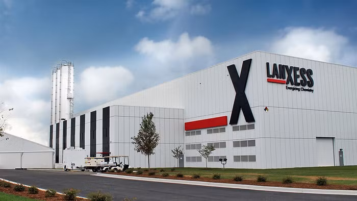 LANXESS đang sắp xếp lại mảng hóa học cơ kim