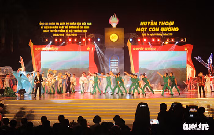 Giao lưu nghệ thuật: Đường Hồ Chí Minh - Huyền thoại một con đường