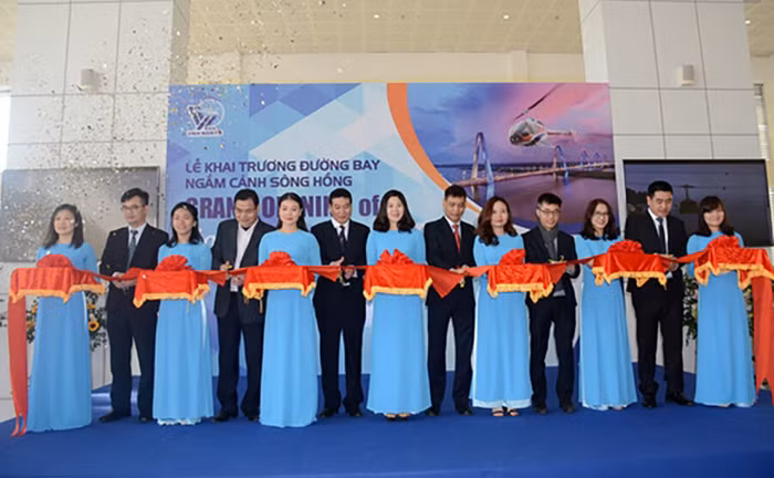 Lễ khai trương đường bay ngắm cảnh sông Hồng