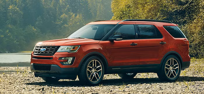 Mới triệu hồi hơn 25.000 xe Ranger, Ford lại tiếp tục triệu hồi gần 700 xe sang Explorer