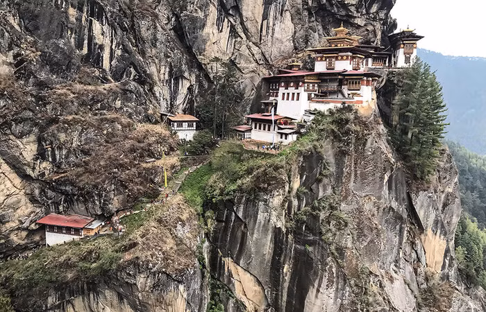 Năm 1962, tu viện Paro Taktsang chính thức được khởi công xây dựng