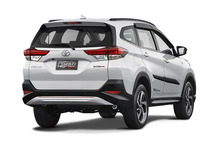 Dính lỗi túi khí rèm, gần 2.000 xe Toyota Rush tại Việt Nam bị triệu hồi