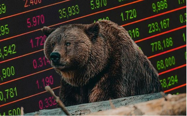 chứng khoán ngày