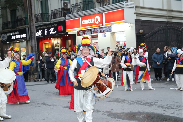 Nghệ thuật múa trống độc đáo của Hàn Quốc (Samulnori) (Ảnh: Vietnam Events) Vietnam Events