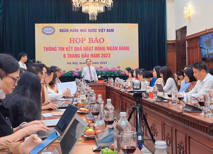 giảm lãi suất cho vay