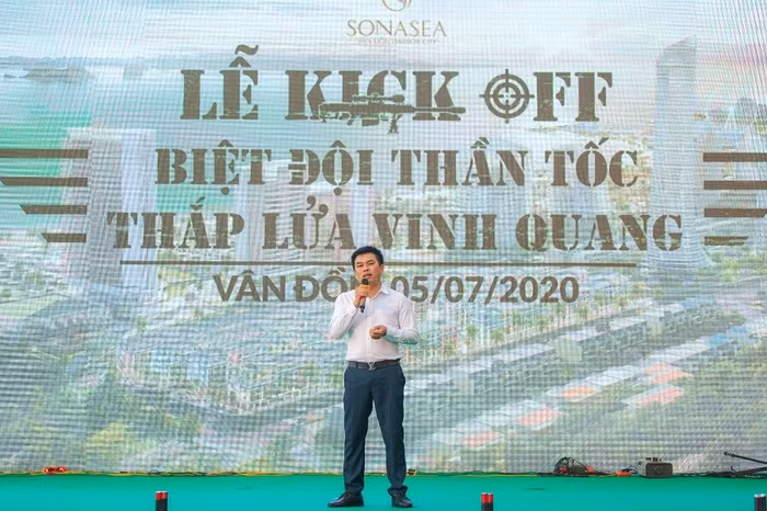Ông Cao Văn Kiên - Phó Tổng giám đốc Tập đoàn CEO phát biểu tại sự kiện