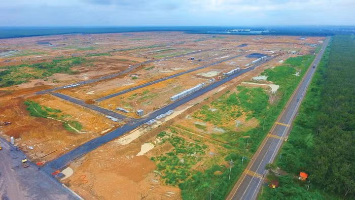 sân bay long thành