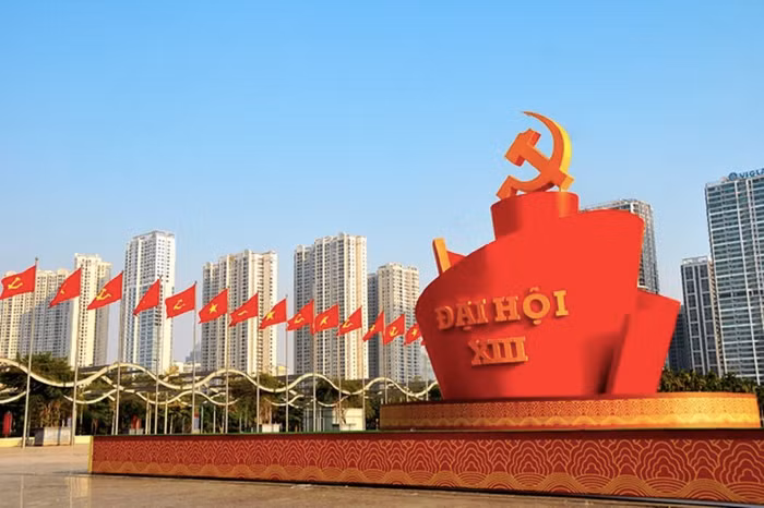 Ngày làm việc đầu tiên của Đại hội XIII