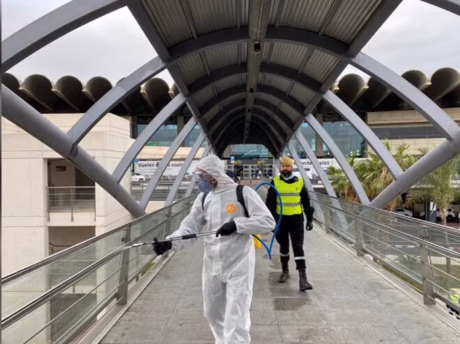 Covid-19: Phép thử lớn với tình hình xã hội, kinh tế toàn cầu ảnh 1