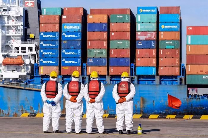 Trung Quốc bị World Bank cắt giảm dự báo tăng trưởng vì COVID-19 và khủng hoảng bất động sản