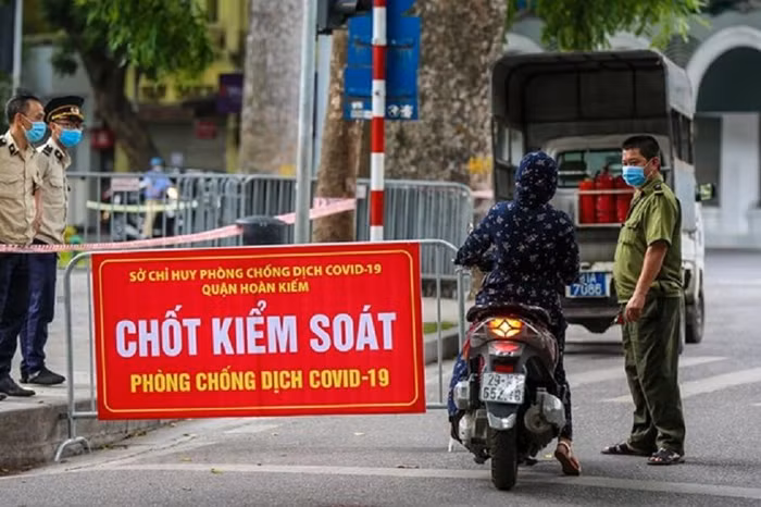 Hà Nội giãn cách thêm 2 tuần, thời điểm then chốt quyết định hiệu quả chống dịch