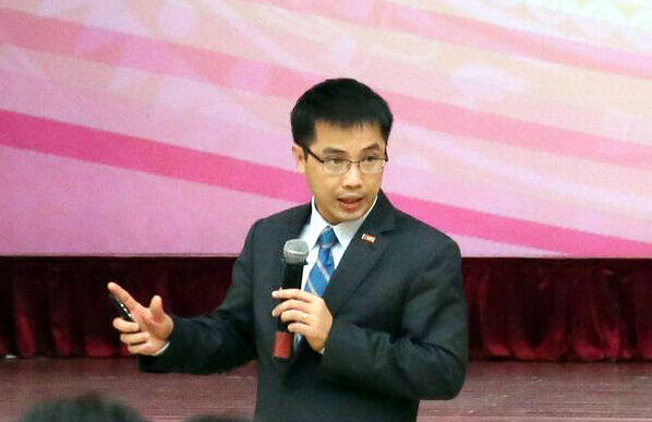 “Chỉ một giấy phép con vô lý có thể giết chết hàng nghìn doanh nghiệp Việt” ảnh 1