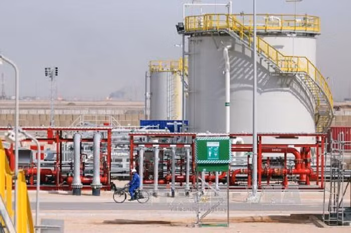 Giá dầu mỏ thế giới có xu hướng giảm mạnh