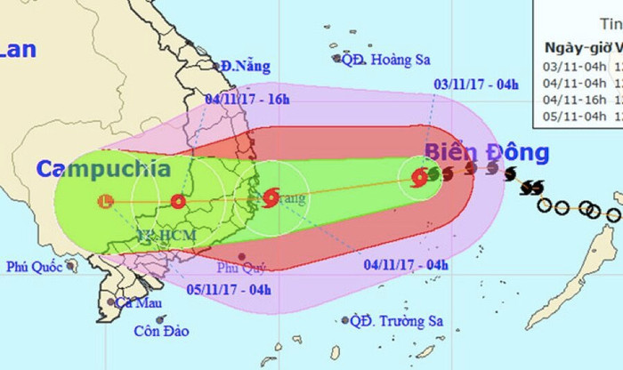 Bão số 12 tiếp tục mạnh lên, giật cấp 15