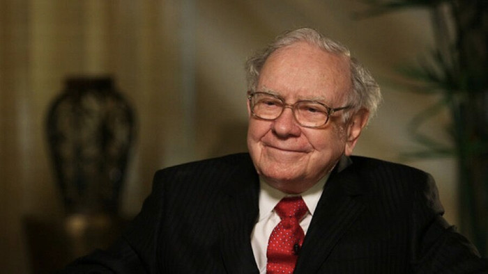 Warren Buffett bán mạnh cổ phiếu IBM, mua thêm Apple