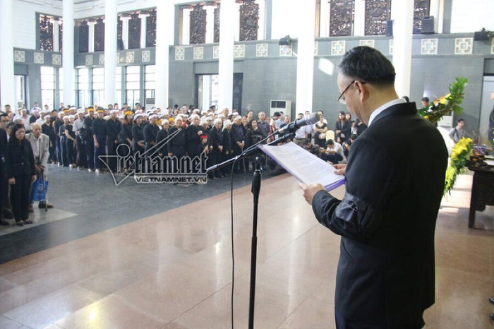 Trực tiếp: Lãnh đạo Chính phủ viếng cụ Hoàng Thị Minh Hồ ảnh 15 Trực tiếp: Lãnh đạo Chính phủ viếng cụ Hoàng Thị Minh Hồ ảnh 15