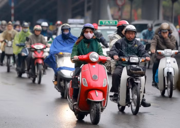 Bão Kai-tak tiến vào biển Đông, nhiệt độ Bắc bộ giảm sâu