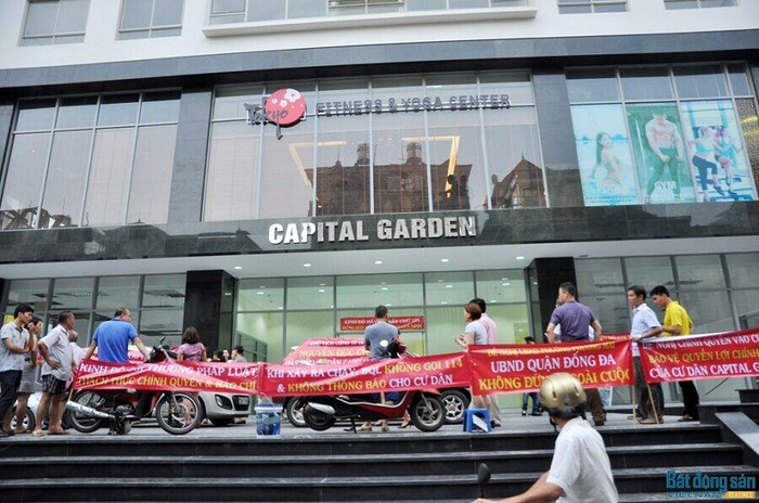 Mua căn hộ cao cấp Capital Garden, 6 tháng không 1 đêm ngủ ngon