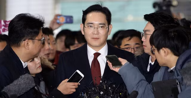 Ông Lee Jae-yong đang hy vọng sẽ có một ân xá pháp lý truyền thông như cha mình từ người đứng đầu chính quyền Hàn Quốc