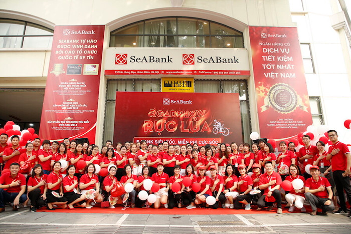 SeABank “roadshow” hưởng ứng không dùng tiền mặt và miễn phí chuyển tiền