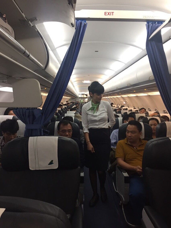 Bamboo Airways bay thương mại chuyến đầu tiên Sài Gòn - Hà Nội ảnh 4
