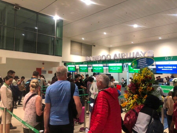 Bamboo Airways bay thương mại chuyến đầu tiên Sài Gòn - Hà Nội ảnh 2