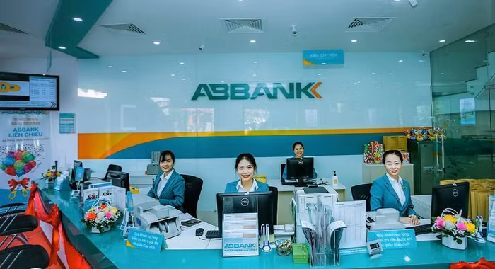 ABBank báo lãi trước thuế quý III thấp nhấp trong 4 năm