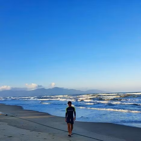 Ánh nắng hè rực rỡ giữa biển trời Non Nước bao la– IG: sung_hwan.y