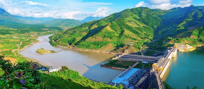 hồ thuỷ điện Sơn La