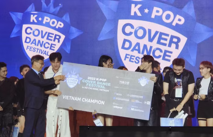 HE:aven đạt giải nhất K-Pop Cover Dance Festival