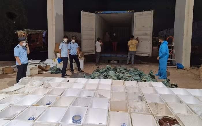 Số hàng lậu được Chi cục Hải quan cửa khẩu Lao Bảo phát hiện bắt giữ