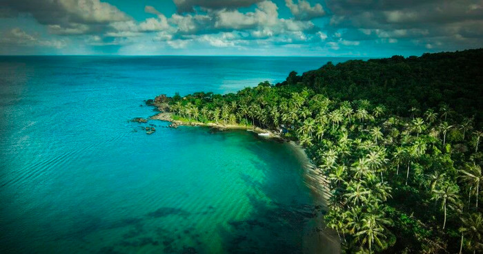 Chân dung vị tỷ phú Thụy Sỹ sẽ mang du thuyền tới Bãi Kem – Phú Quốc ảnh 1 Chân dung vị tỷ phú Thụy Sỹ sẽ mang du thuyền tới Bãi Kem – Phú Quốc ảnh 1