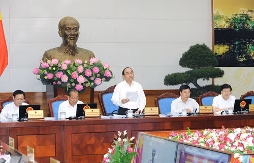 Thủ tướng: Một bộ phận cán bộ để lại tai tiếng khi tham nhũng, lợi ích nhóm...