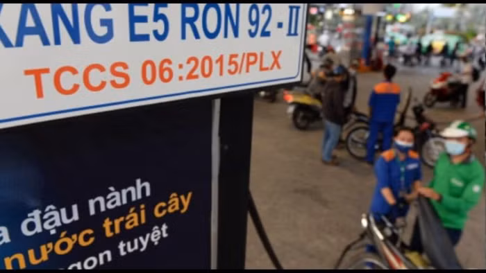 Từ năm 2018, quyết xóa sổ xăng RON92 thay thế bằng xăng E5