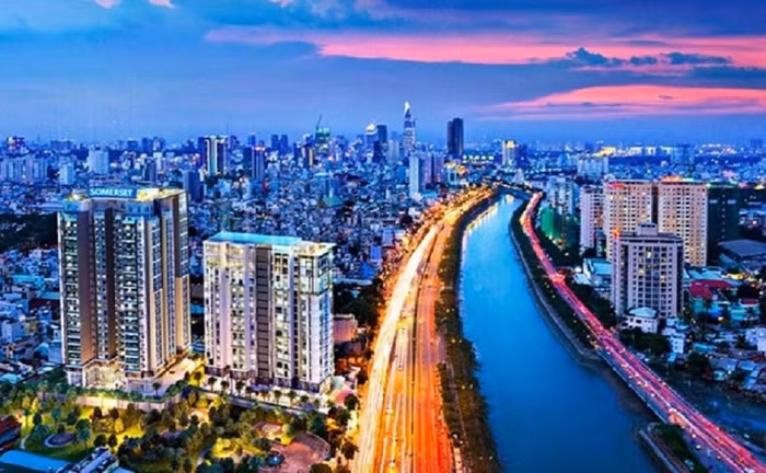 ADB dự báo Việt Nam tăng trưởng 6,8% năm nay