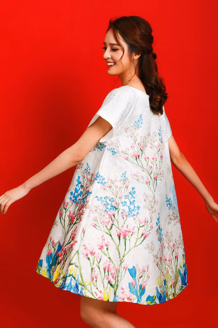 Á hậu Hoàng Anh duyên dáng với Gấm ảnh 6