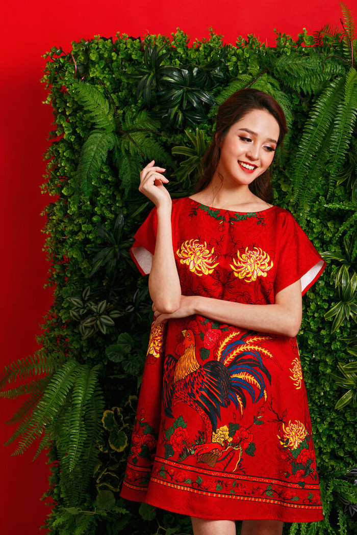 Á hậu Hoàng Anh duyên dáng với Gấm ảnh 9 Á hậu Hoàng Anh duyên dáng với Gấm ảnh 9