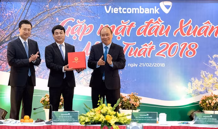 Lãnh đạo cấp cao xông đất 4 “ngôi sao” niêm yết trên sàn chứng khoán ảnh 2