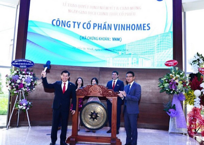 Vinhomes chính thức chào sàn HoSE