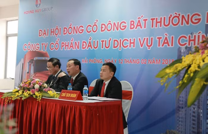 Vì sao Hoàng Huy “vội vã” mua 20 triệu cổ phiếu quỹ?